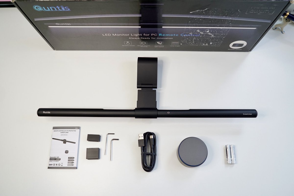 may_babystep's tweet image. @QuntisO様よりモニターライトL206 Proを提供頂きました。
無線リモコンで調光出来るのが思っていた以上に便利で重宝しそうです✨
取り付けも湾曲モニターにもしっかり固定出来ました🥰
#quntis #monitorlight #desksetup

ツリーに商品リンクを掲載しています！今なら15%オフでお得に購入出来ます♪