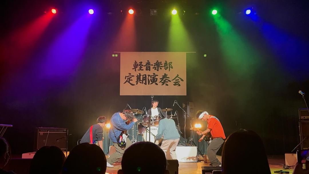 PUSHSTART11's tweet image. 第30回定期演奏会

1.リンダリンダ/THE BLUE HEARTS
2.星座になれたら/結束バンド
3.千本桜/黒うさP
4.明日はきっといい日になる/高橋優

来てくれた方ありがとうございました！！
これで引退ですがライブはまだ少しあるのでぜひ来てください！