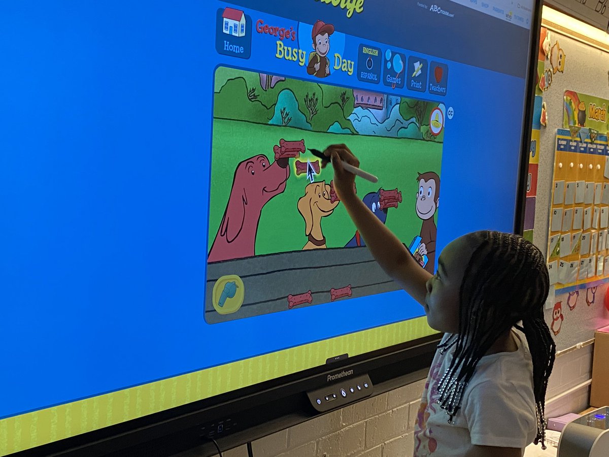 MrsPayne_K's tweet photo. Working on our fair share unit @MTCChampions. They loved this game and are really understanding fair share. @HamptonCSchools @HCS_TitleI @cbaird_math @The_Math_Wiz https://t.co/q69eR4516d