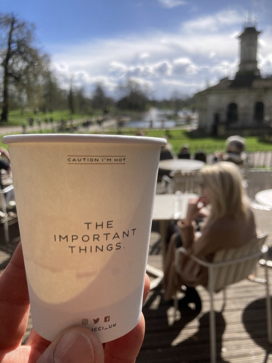 Probably the best view from any cafe in central London?  #kensingtongardens #theitaliangardens <a href="/theroyalparks/">The Royal Parks</a> <a href="/colicciuk/">Colicci</a> The ice-cream truck is pretty special too!