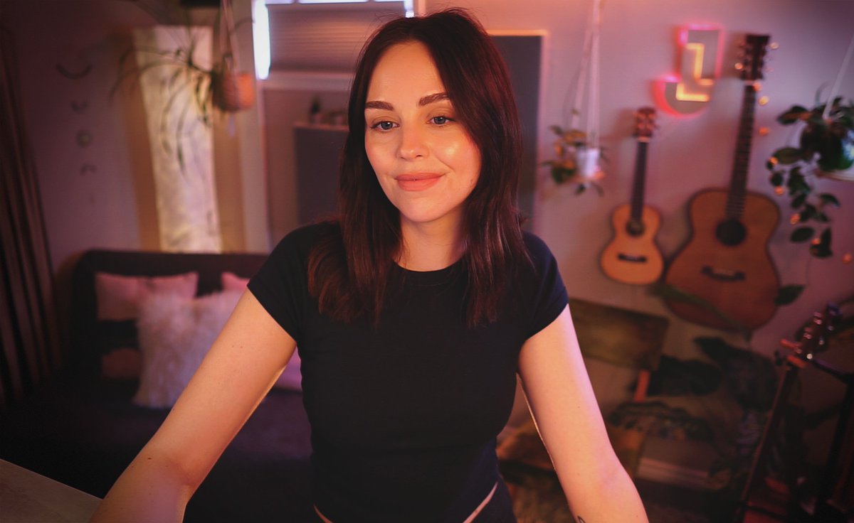 I'm live on Twtch 3 days a week! 

M Th F 11AM CT 

Also have a new song out, and another coming out on 4.4

Annnd I've been spending lots of time baking and making origami. In case you were wondering 🌞