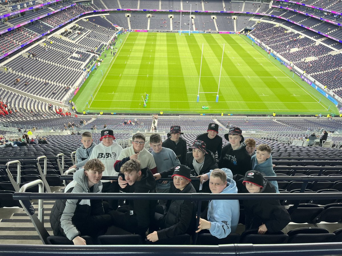 We’ve arrived at the @SpursStadium for the Showdown 4 @Saracens vs @Harlequins. Boys are loving it and excited for the game.