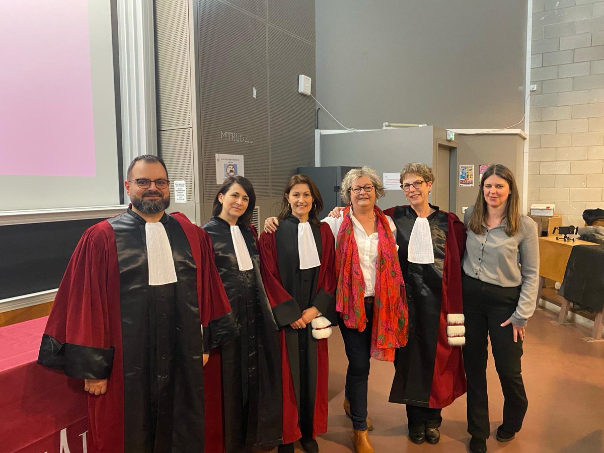 Giorgio Mattana (@mattana_giorgio) on Twitter photo Et c’est parti pour la cérémonie de remise des diplômes du Master <a href="/masterchem_upc/">Master Frontiers in Chemistry - UPC</a> <a href="/univ_paris_cite/">Université Paris Cité</a> <a href="/aurelie_perrier/">Aurélie Perrier</a> <a href="/EtheveMelanie/">Mélanie Etheve-Quelquejeu</a> Et c’est parti pour la cérémonie de remise des diplômes du Master <a href="/masterchem_upc/">Master Frontiers in Chemistry - UPC</a> <a href="/univ_paris_cite/">Université Paris Cité</a> <a href="/aurelie_perrier/">Aurélie Perrier</a> <a href="/EtheveMelanie/">Mélanie Etheve-Quelquejeu</a>