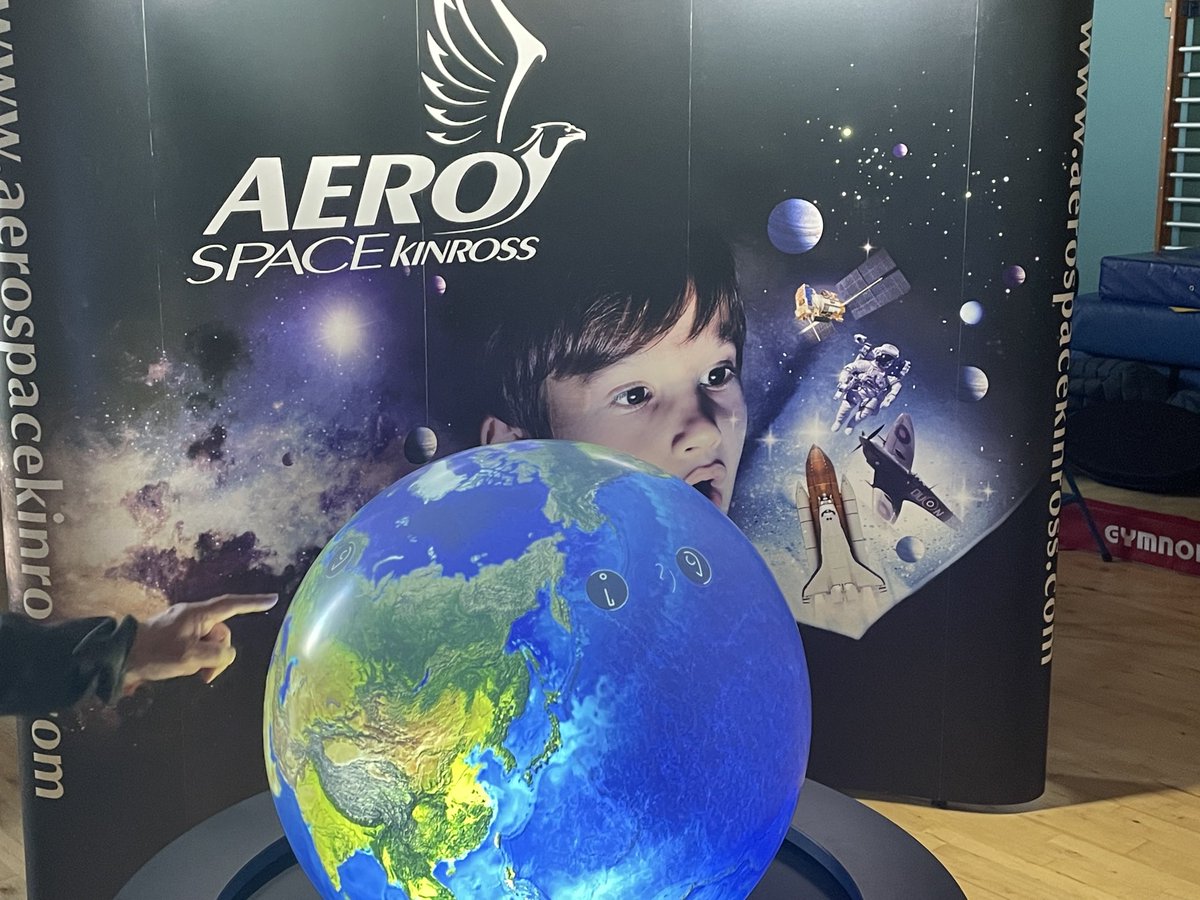 Jim Fairlie MSP SNP (@jimfairlielogie) on Twitter photo Brilliant display and the photo of the wonder in the eyes of the young lad here in epitomises what <a href="/AeroSKinross/">Aero Space Kinross</a> are all about. Brilliant display and the photo of the wonder in the eyes of the young lad here in epitomises what <a href="/AeroSKinross/">Aero Space Kinross</a> are all about.