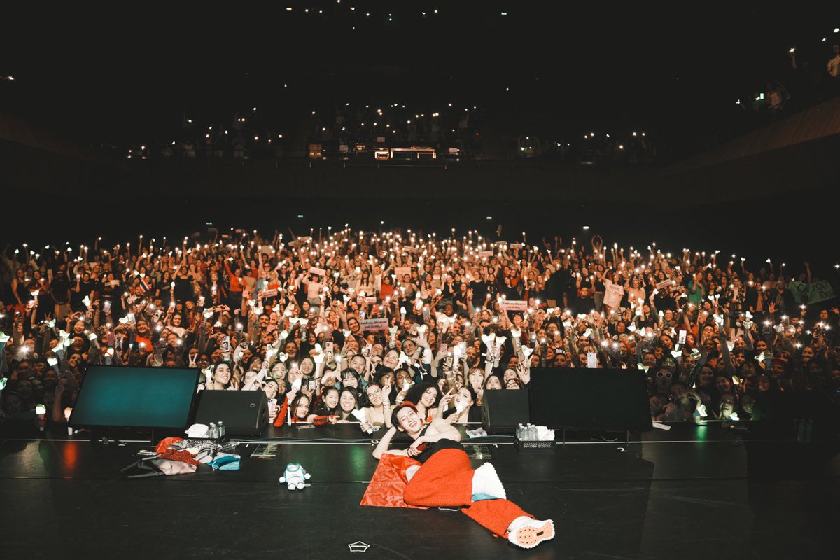 onionprdctn's tweet photo. What a way to kick off a tour! 🇫🇷 Paris, France you showed us how it’s done! Last night was a movie. Next up - London. Here we go! 🔥 @bambam1a @onionproduction @bambamxabyss 

2023-2024 BamBam THE 1ST WORLD TOUR [AREA 52] in Europe
✅24.03.22 Paris, France 
📍24.03.24 London, UK
📍24.03.26 Frankfurt, Germany
Official ticket link: https://t.co/9Ba4xynAOe

#뱀뱀 #BamBam #OnionProduction
#AREA52 #BamBam_TOUR_AREA52
#BamBaminEurope #BamBaminLondon
#BamBaminParis #BamBaminFrankfurt