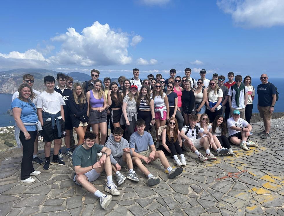 The Vulcano crater… what Geography trips are made for 🗺️🌋