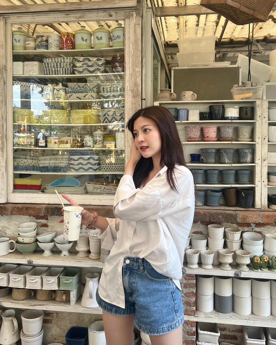 [📸 — IG post]

🍃

#PopperBNK48 #BNK48 #PopperQRRA #QRRA #ป๊อปเป้อ