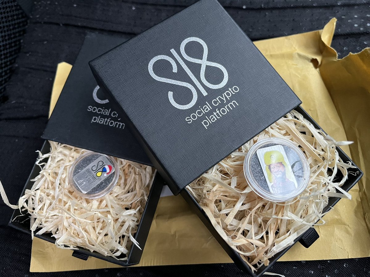 Jekyll_a_Hyde's tweet image. Sl8のキャンペーンバッチが届きました！

記念品としては、とても嬉しい！

CEOありがとう！

#Sl8 #batch #SSLX #Stellar #XLM

sl8.online/post/2e5BhCe4h…