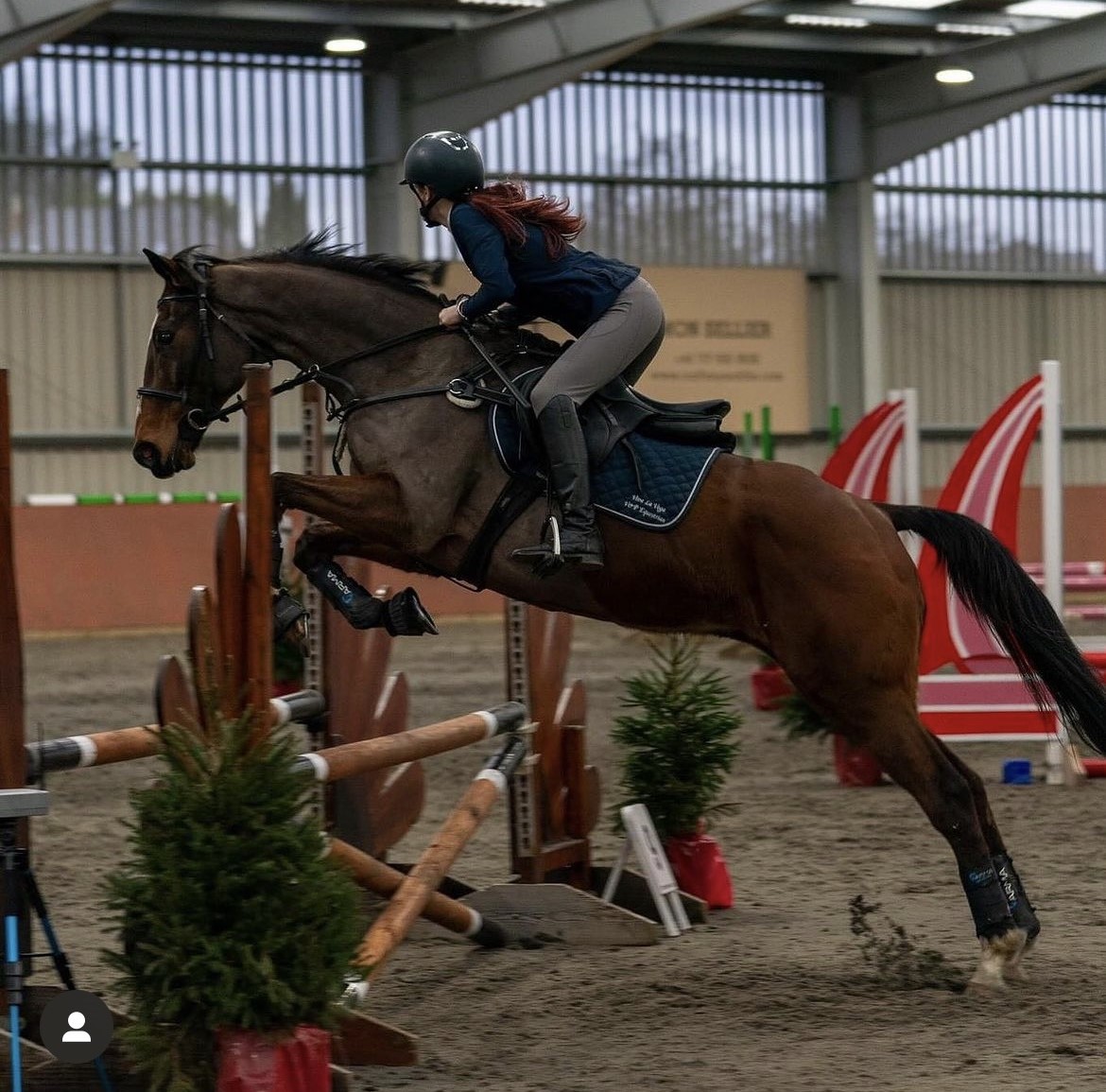 Who doesn't love a good action shot, these two are flying in their jumps 🫶🏻 Wearing their Cavaletti Collection Jump Saddle, for a comfortable and stable ride. 📷:@visionofyou @sj.vee27 . . . #horseriding #Cavaletticollection #equestrian #eventing #equestrians #horserid ...