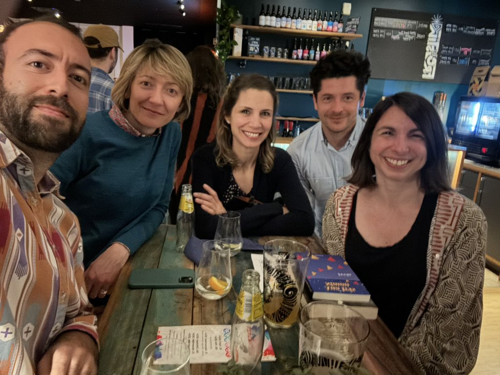 Şuayb Üstün 🌱👨🏻🔬 (@suayibuestuen) on Twitter photo It was so great to be back in Tübingen for the <a href="/sfb1101/">SFB1101</a> symposium, listening to a fantastic line-up of speakers and meeting my friends from <a href="/ZMBP_Tuebingen/">ZMBP</a> that I missed so much! Was great to see the „crew“ again 💚 <a href="/GeminiTeamLab/">GeminiTeamLab</a> <a href="/Isabel_MonteG/">Isabel Monte</a> <a href="/NanoSignaling/">Julien Gronnier</a> <a href="/LauraMePuL/">Laura Medina-Puche</a> It was so great to be back in Tübingen for the <a href="/sfb1101/">SFB1101</a> symposium, listening to a fantastic line-up of speakers and meeting my friends from <a href="/ZMBP_Tuebingen/">ZMBP</a> that I missed so much! Was great to see the „crew“ again 💚 <a href="/GeminiTeamLab/">GeminiTeamLab</a> <a href="/Isabel_MonteG/">Isabel Monte</a> <a href="/NanoSignaling/">Julien Gronnier</a> <a href="/LauraMePuL/">Laura Medina-Puche</a>