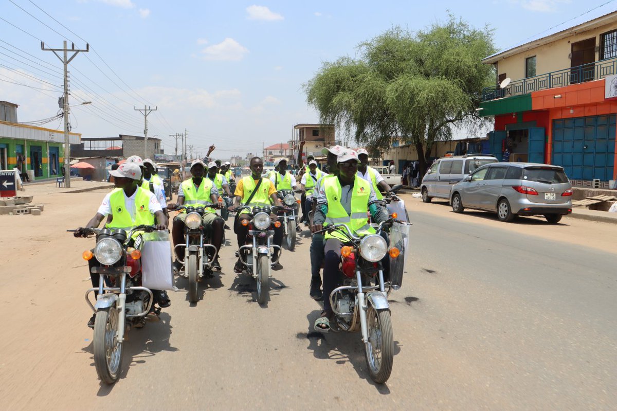 @men4womenss thru its network of Male Champions is engaging Boda Boda riders in Juba to enhance access to SRHR & GBV prevention & response services. Community engagement is at the center of Men4Women interventions Thanks to support from @UNFPASouthSudan thru @Amrefsouthsudan