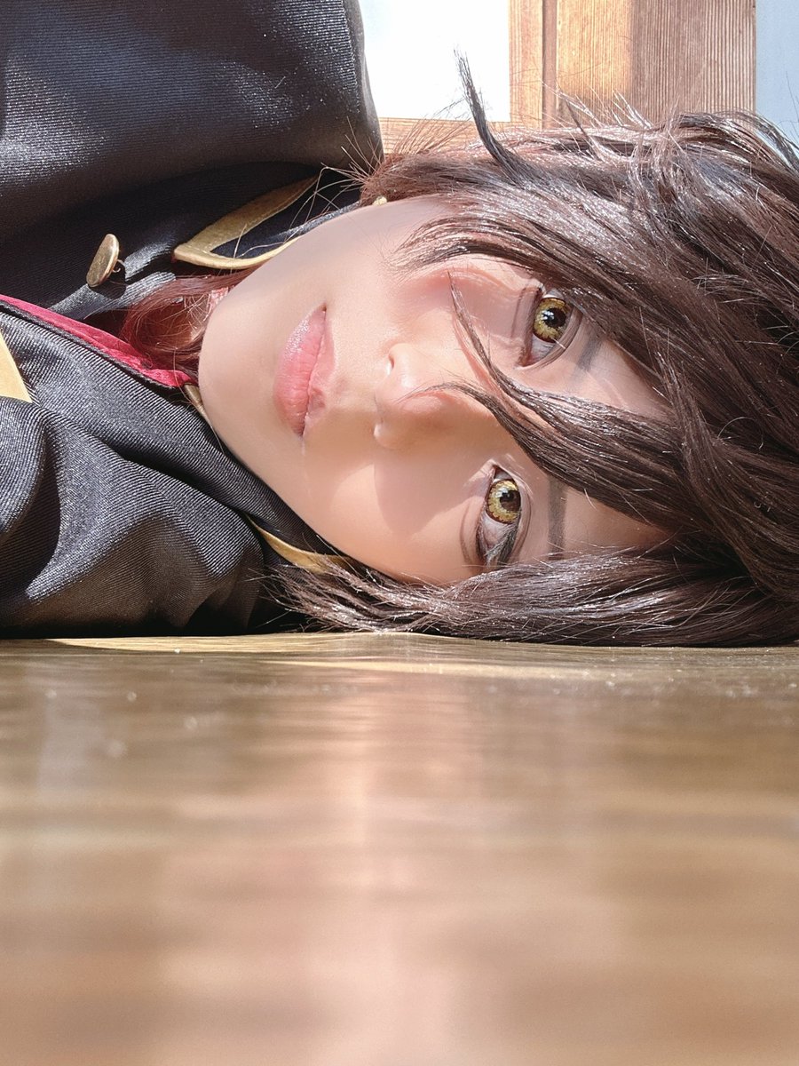 これは至近距離日向ぼっこpictureお前視点ですね