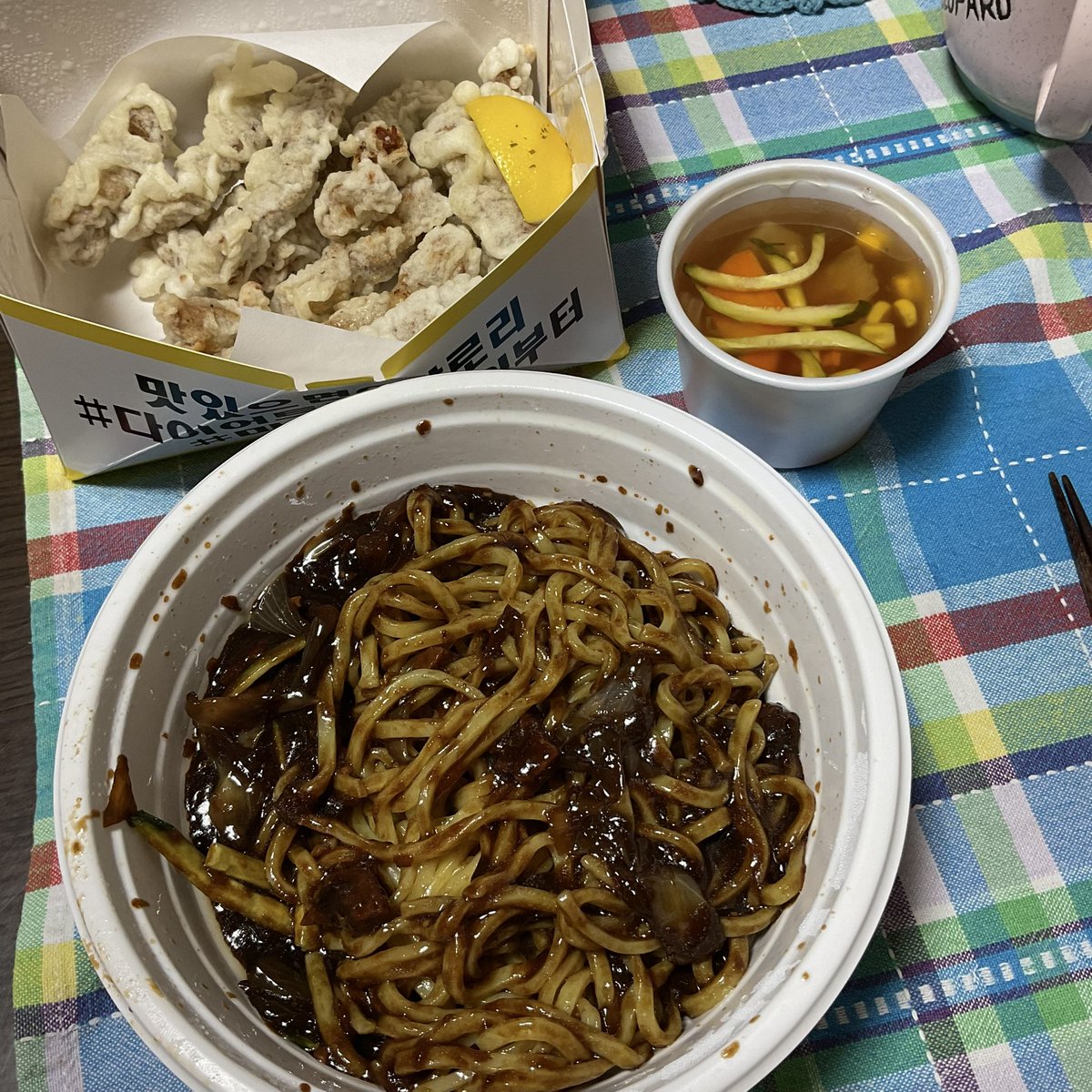 Puppy_8ppy's tweet image. どーしても食べたくて出前
#짜장면 #탕수육