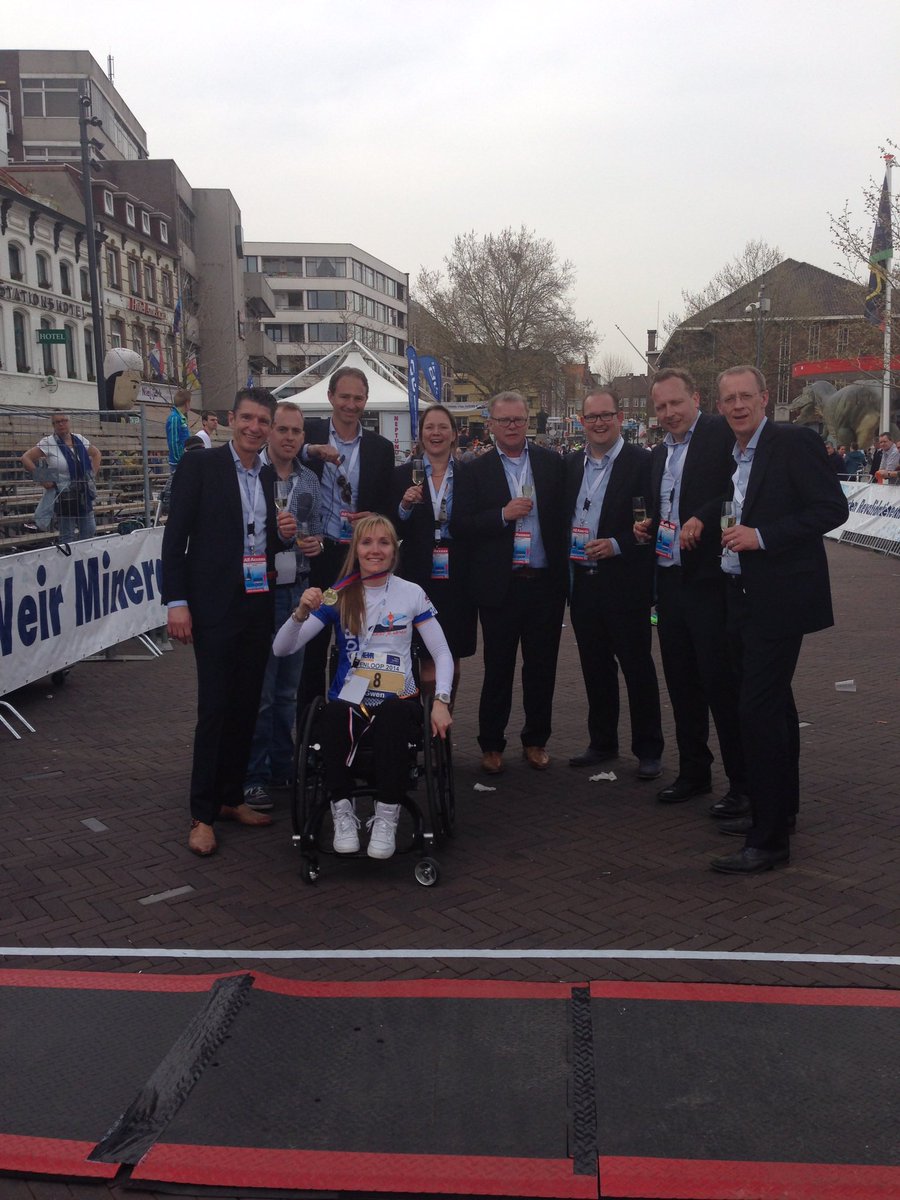 Veel succes alle Wandelaars!! 
Vandaag ook de 10e editie van de <a href="/Venloop/">Venloop</a> Walk &amp; Wheels ♿️ gestart met 7 deelnemers vandaag met 160 enthousiaste rollers🙏🏼 wat een droom! Dankbaar dat ik dit zaadje 🌱mee geplant heb #venloop beleefjesamen <a href="/ilovevenloop/">I Love Venloop</a>  💙🧡💙🧡