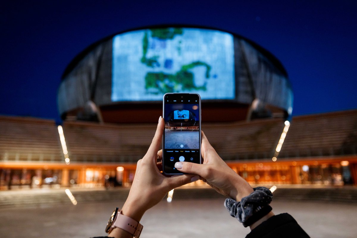 Ha preso il via ieri la quindicesima edizione di @libricome: vi aspettiamo fino a domenica all'Auditorium Parco della Musica Ennio Morricone per tre giorni di lezioni, dialoghi, tavole rotonde, reading, #spettacoli e mostre!📚 📷 MUSA