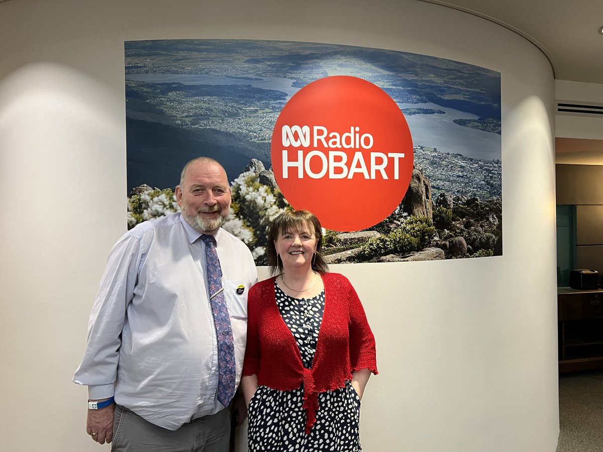 CantyAlison's tweet image. Such a wonderful few days making memories and collecting stories in Hobart with dementia advocates Kevin and Helena Quaid @KevinQuaid3 @MuthoniGichu @WickingDementia @GBHI_Fellows