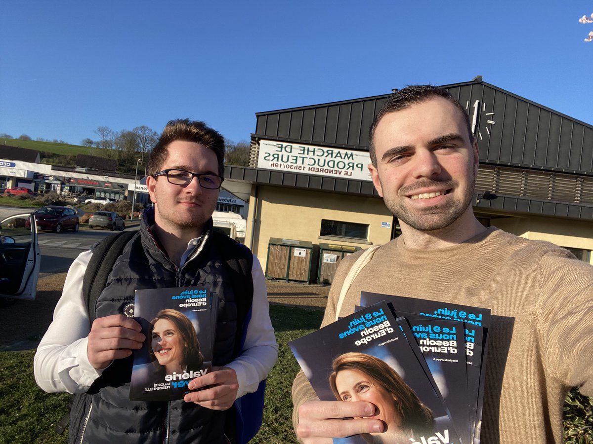 🗣️Tractage au marché de Margon, puis collage sur La Loupe et ses alentours pour bien débuter ce nouveau week-end de mobilisation @BesoindEurope 🇪🇺
#ValerieHayer #BesoindEurope