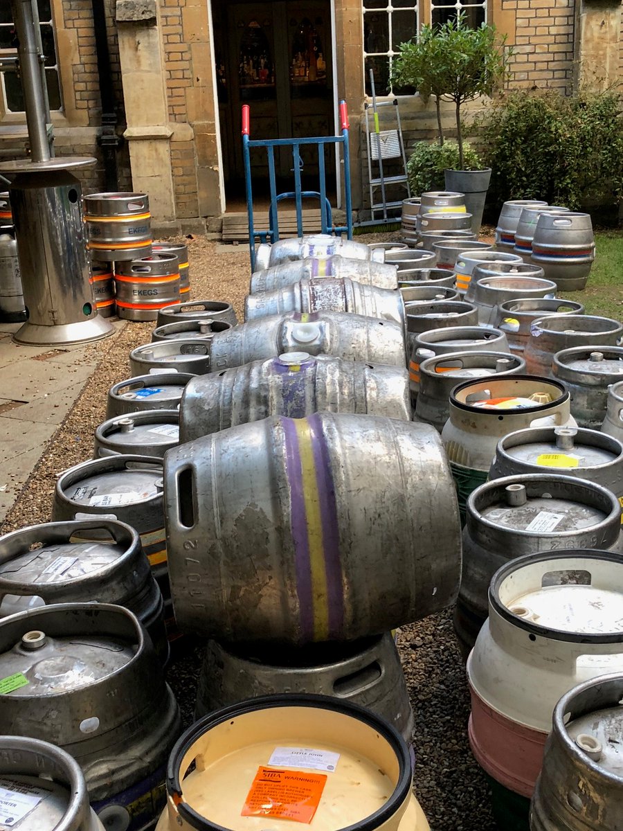We are starting to get the cask beers up for the festival. It starts in 4 days!
[full disclosure these photos from a past fest. we will share new current ones on Monday, promise] 😅 
#caskbeer #realale #CAMRA