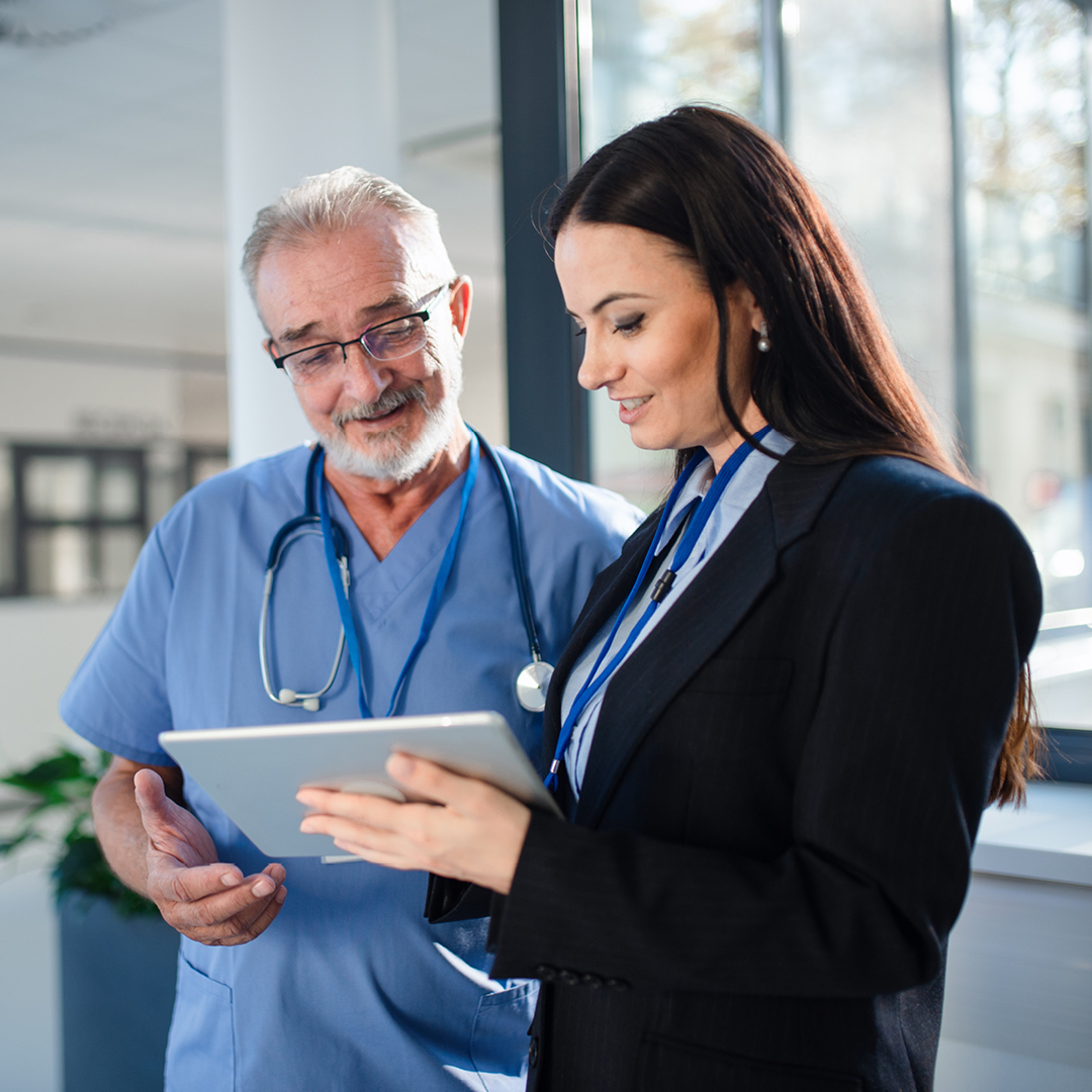 UpToDate's tweet photo. #HealthIT costs are on the rise, leading #HCLDRs to consider low-cost #clinicaldecisionsupport solutions. Read our Expert Insight to find out the hidden costs of these alternatives such as increased drug and diagnosis errors: https://t.co/iZ9ZwSABmW https://t.co/ULzx2kwVC9