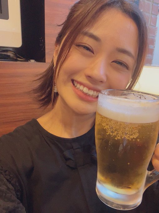 たんじょーびはさけがのめるさけがのめるぞー！ https://t.co/EzxpBvtGzb<a href="/tag/%E3%81%BE%E3%81%8A%E3%81%86%E3%81%A1%E3%82%83%E3%82%93"class="tags"><span>#まおうちゃん</span></a>