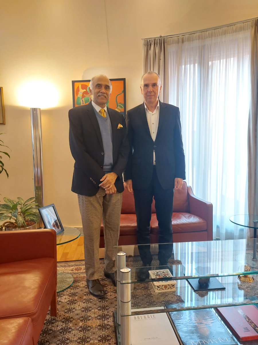 #AmbHarishParvathaneni met with Dr Hubert Fink, member of the Board @LANXESS. They discussed 🇮🇳🇩🇪 economic cooperation in the area of speciality chemicals and growing business of @LANXESS in 🇮🇳, with their plants in #Nagda, MP and #Zhagadia, Gujarat.