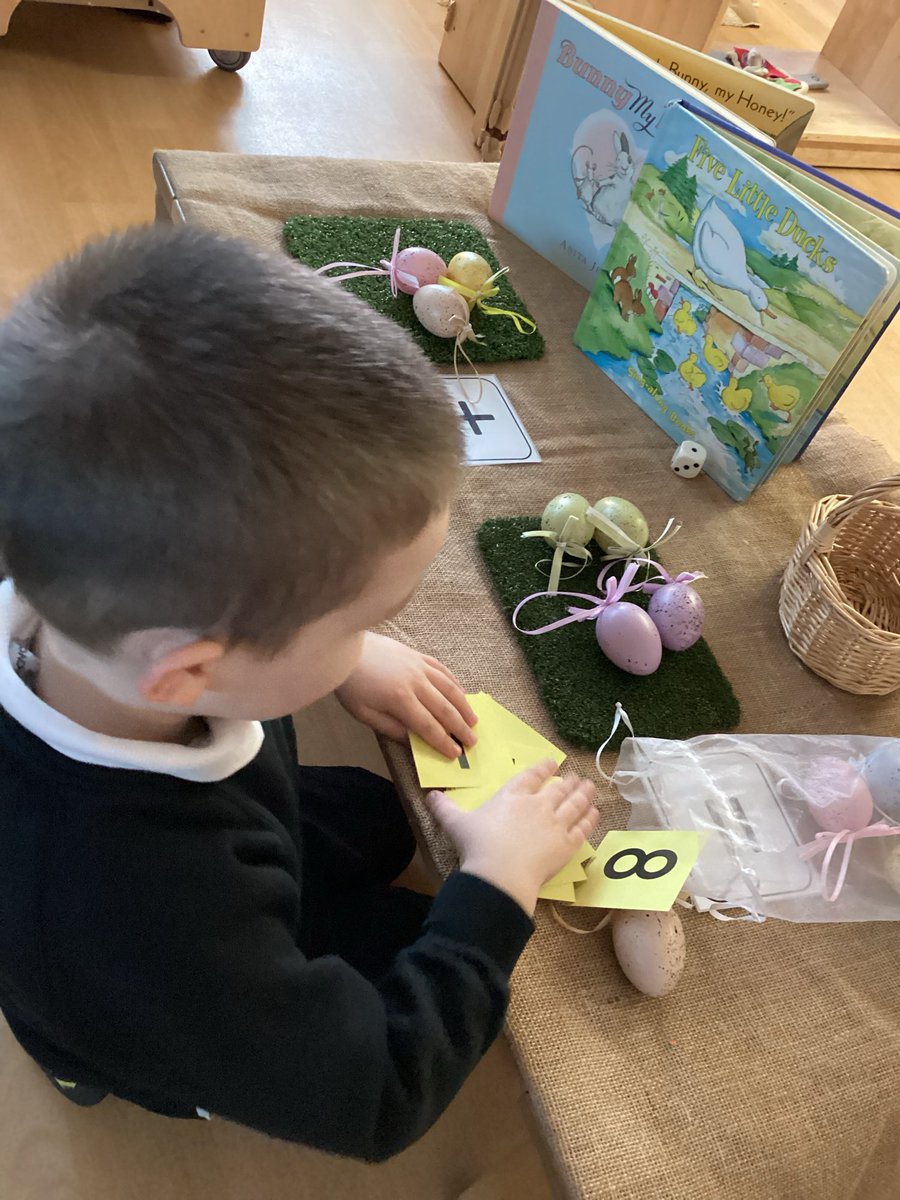 Miss Bushell tweet media