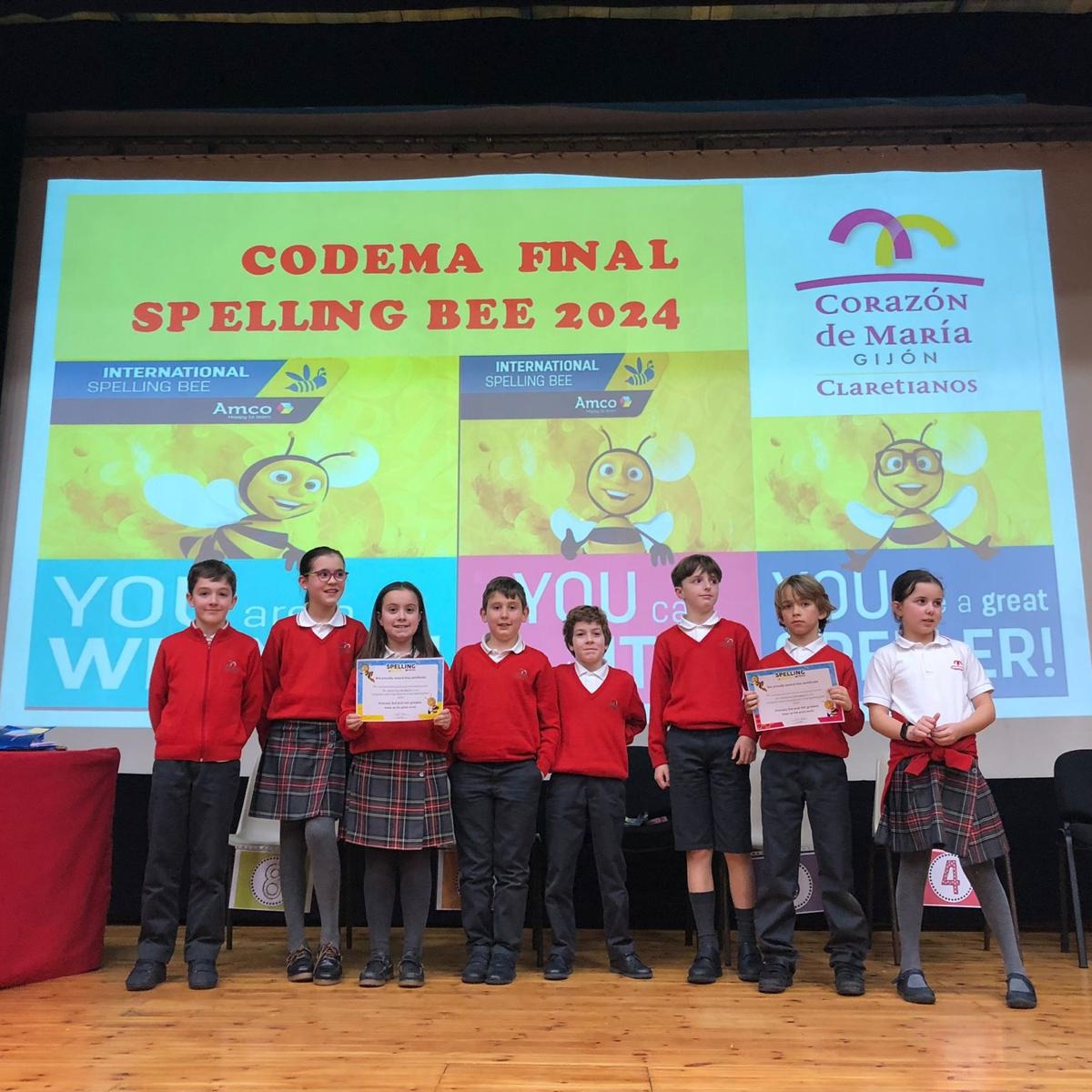 Tangram_LS's tweet photo. 🐝 ¡Vaya expectación para el Spelling Bee!
Imágenes de la Fase Escolar del Spelling Bee en @codemagijon. Enhorabuena a los ganadores, esperamos que hayáis disfrutado de la jornada. ¡Nos vemos en la final!
#XIISpellingBee #TangramLearningSystems https://t.co/QTOBlMviAu