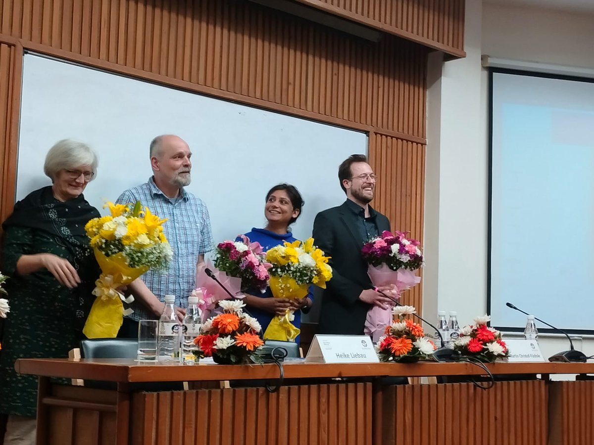 @MWFdelhi felicitates Martin Christof-Füchsle and other members of @ZMO_Berlin -at the book launch: Nodes of translation. Intellectual History between Modern India and Germany @webertweets @GHIWashington @ghilondon @oiibib @Orient_institut @dij_tokyo @ShivNadarUniv