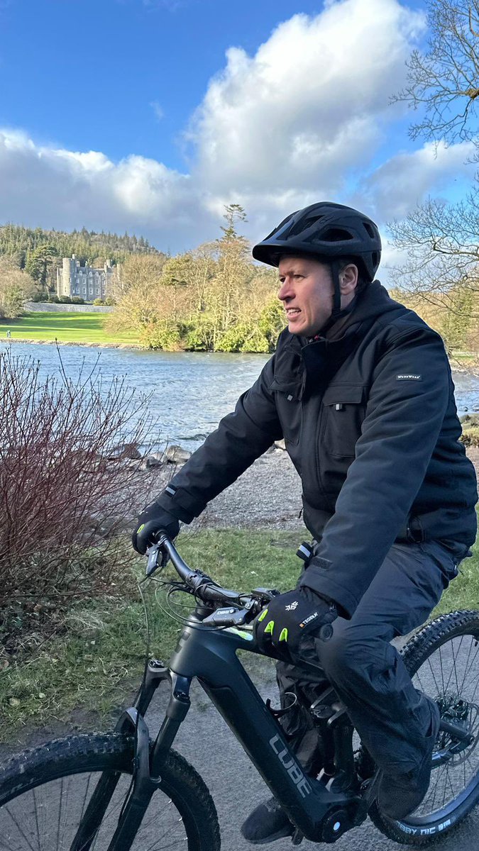 @AntonSavageNT @DiscoverNI @Bike_Mourne Where are your favourite tourist spots in NI? 🗺️ 📍Castlewellan, Co Down With thanks to @DiscoverNI #DiscoverNI #EmbraceAGiantSpirit