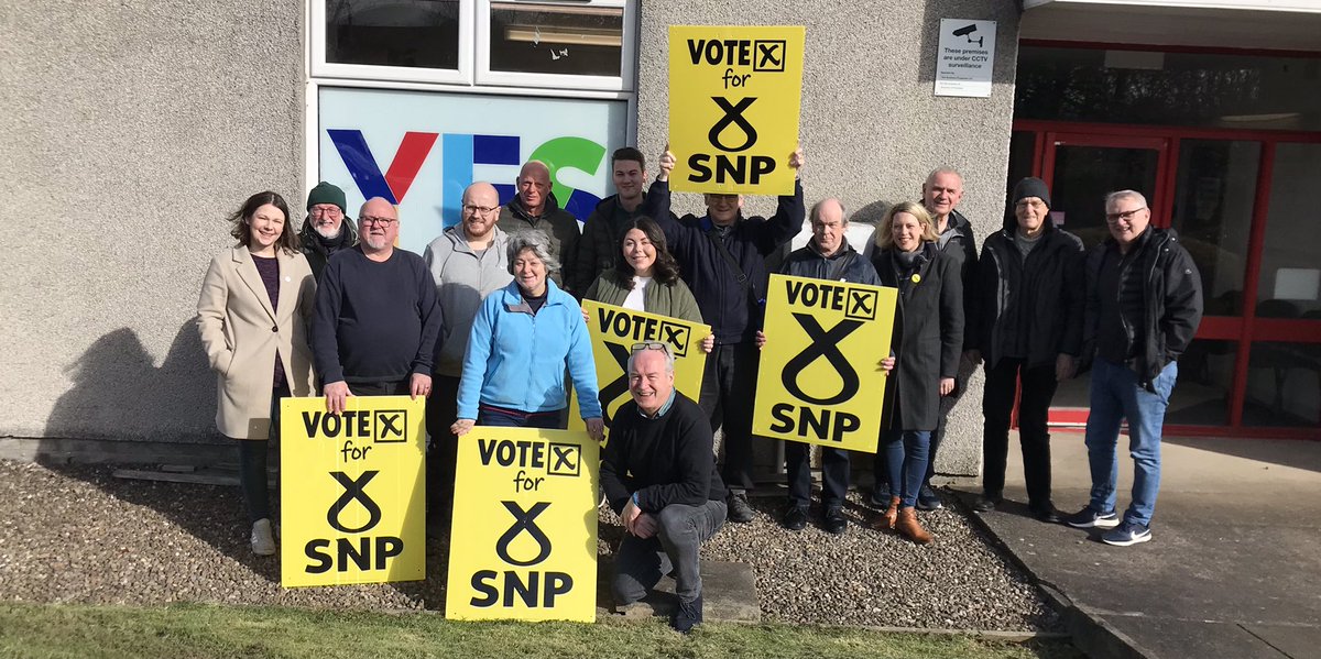 Heading out to speak to voters across the constituency with the team today. It might be a bit windy but the sun is shining. 💨☀️ @PeterGrantMP @JennyGilruth #Glenrothes #ActiveSNP #GE24 #VoteSNP 🏴󠁧󠁢󠁳󠁣󠁴󠁿