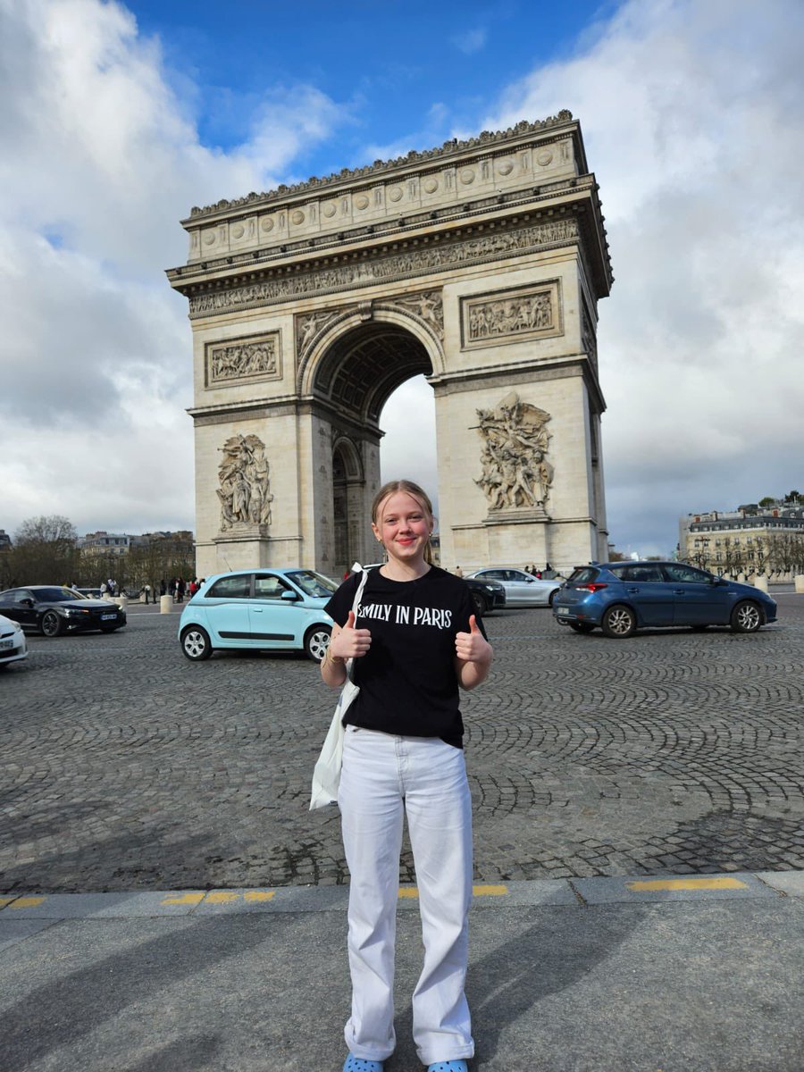 L’arc de Triomphe et Champs Élysées ✅ And if you know, you know #emilyinparis 🇫🇷 Paris 2024 🇫🇷