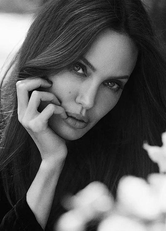 Two things I never wanna miss again - one thing is YOU and the other is YOU ! 

<a href="/DesirableStorm/">Kierra Bennett {RP/Parody}</a> 

💙