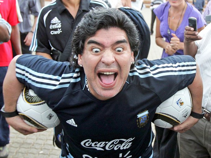 lmao look at maradona's face