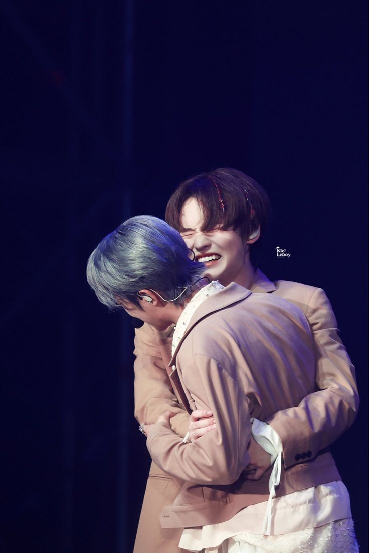 Happy birthday bubu aku @rjhwuang 😗❤️