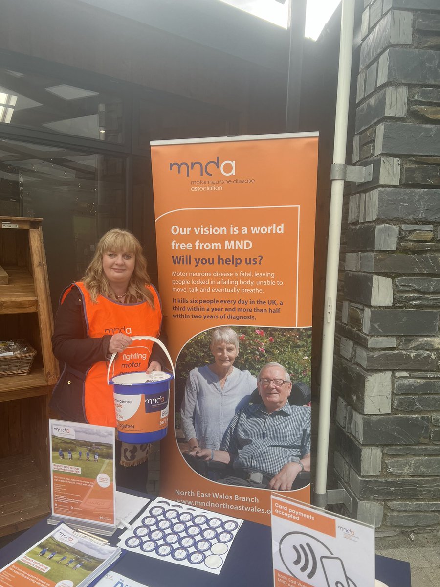 Delighted to be part of the amazing <a href="/volunteering/">volunteering</a> team today <a href="/Rhug_Estate/">Rhug Estate</a> for <a href="/MNDNEWales/">MND NE Wales</a>  if you are visiting please come and say hello <a href="/mndassoc/">MND Association</a> #mnd #fundraising <a href="/mndvolunteering/">MND Volunteering</a>
