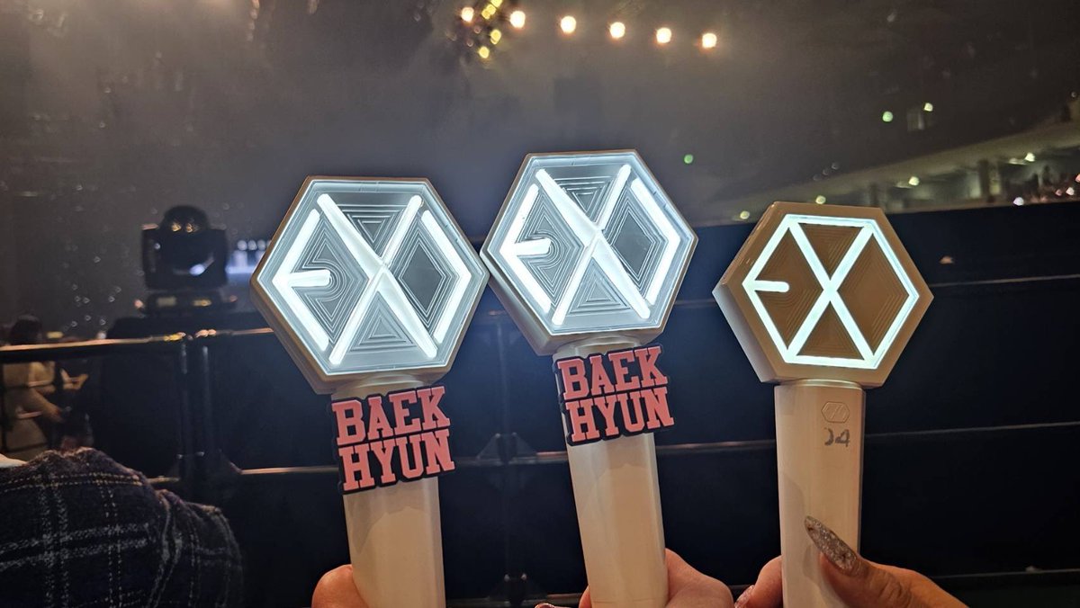 久しぶのベッキョン
最高だった🥰
生足拝ませてもらいました🙏
ももちゃん神席ありがとう✨
#BAEKHYUN