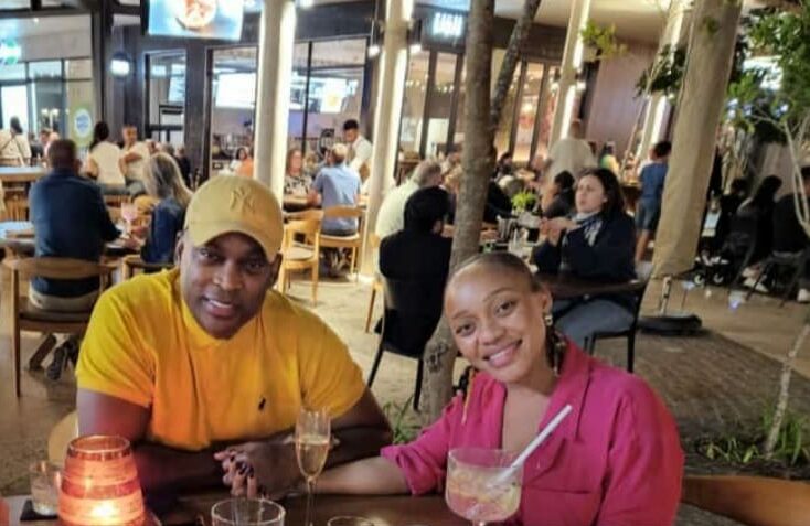 Musa Khawula on X: "Thando Thabethe is pressuring Robert Marawa to have a  child with her but Robert Marawa is not ready. Thando Thabethe has even cut  ties with all her friends