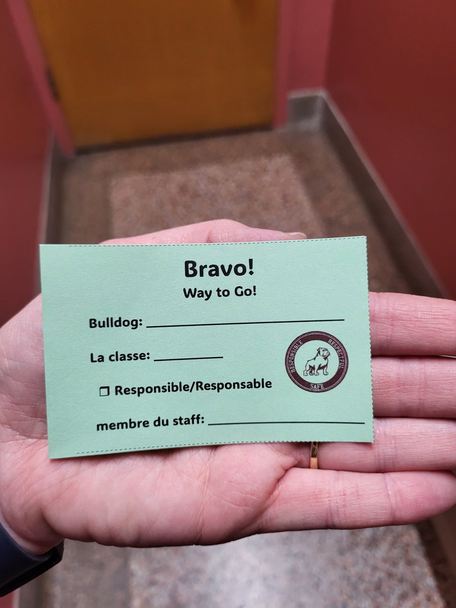 We wrapped up French Pride Week yesterday with a French expression scavenger hunt, French Sock Hop at lunch, and Bilingual Bingo! There were lots of Bravo tickets given out, as kids were "caught" speaking French throughout the week!