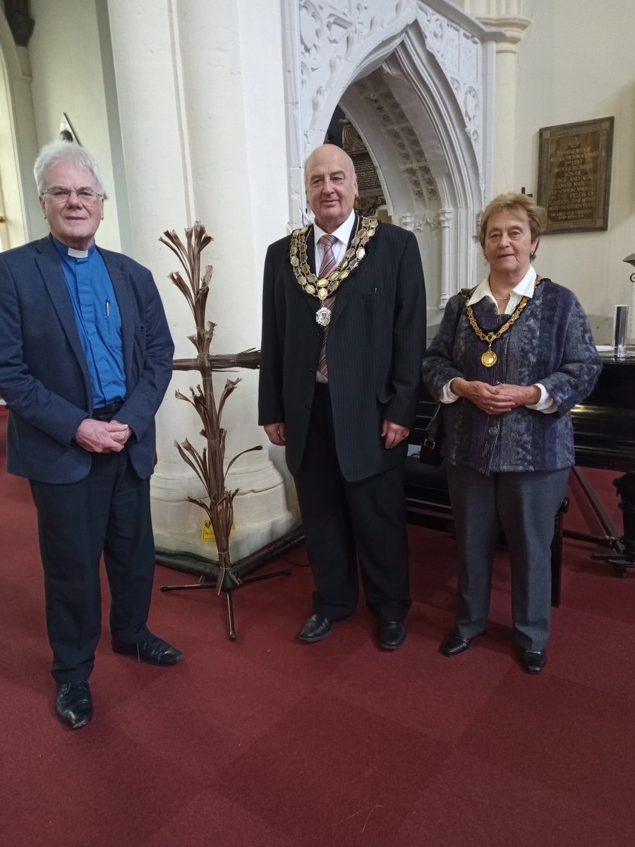 stowmarketchurch (@stowmarketcofe) on Twitter photo Thank you to our Town Mayor <a href="/ngkghg/">Nick Gowrley</a> and Heather for officially opening our Cross Festival this morning, pictured here with the palm cross. #stowmarket #whatsoninsuffolk <a href="/CofEsuffolk/">Church of England in Suffolk</a> Thank you to our Town Mayor <a href="/ngkghg/">Nick Gowrley</a> and Heather for officially opening our Cross Festival this morning, pictured here with the palm cross. #stowmarket #whatsoninsuffolk <a href="/CofEsuffolk/">Church of England in Suffolk</a>