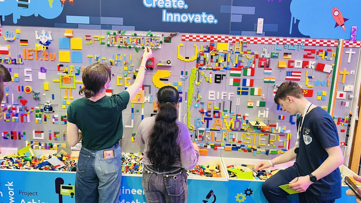 The Lego Wall is filling up fast! Don’t forget to share your designs to be featured on our FIRST® LEGO® League social media wall. Make sure you tag @FLLUK or use the hashtag #FIRSTLEGOLeague in your post. #BelieveInScience #AllIrelandFinal