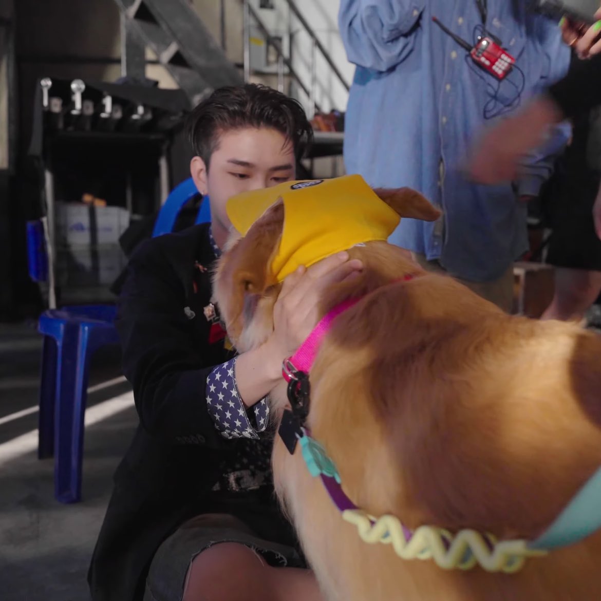 นางรักหมามากจริงๆ งุ้งงิ้งมาก