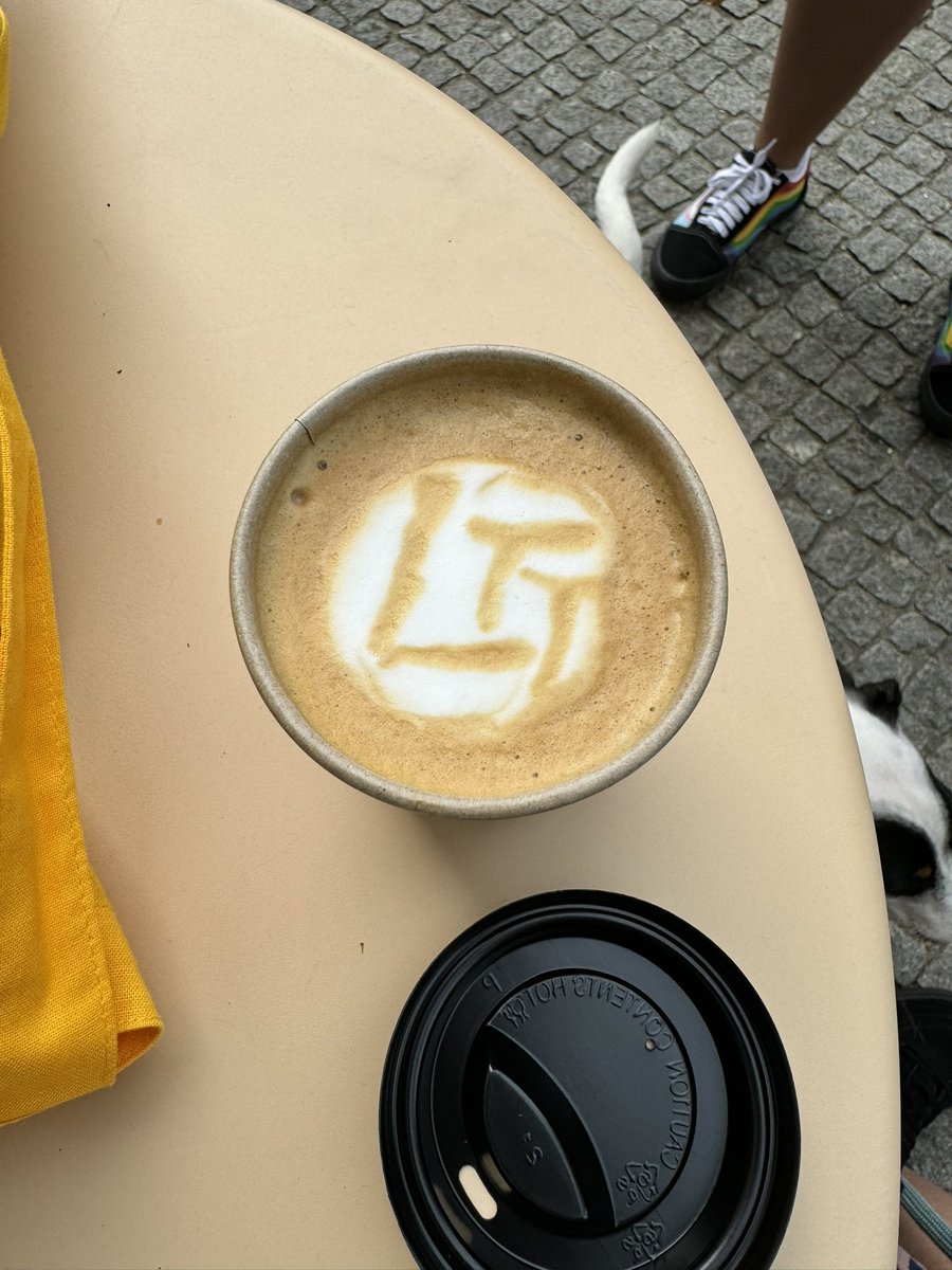 When your barista is also a <a href="/LinusTech/">Linus Tech Tips</a> fan