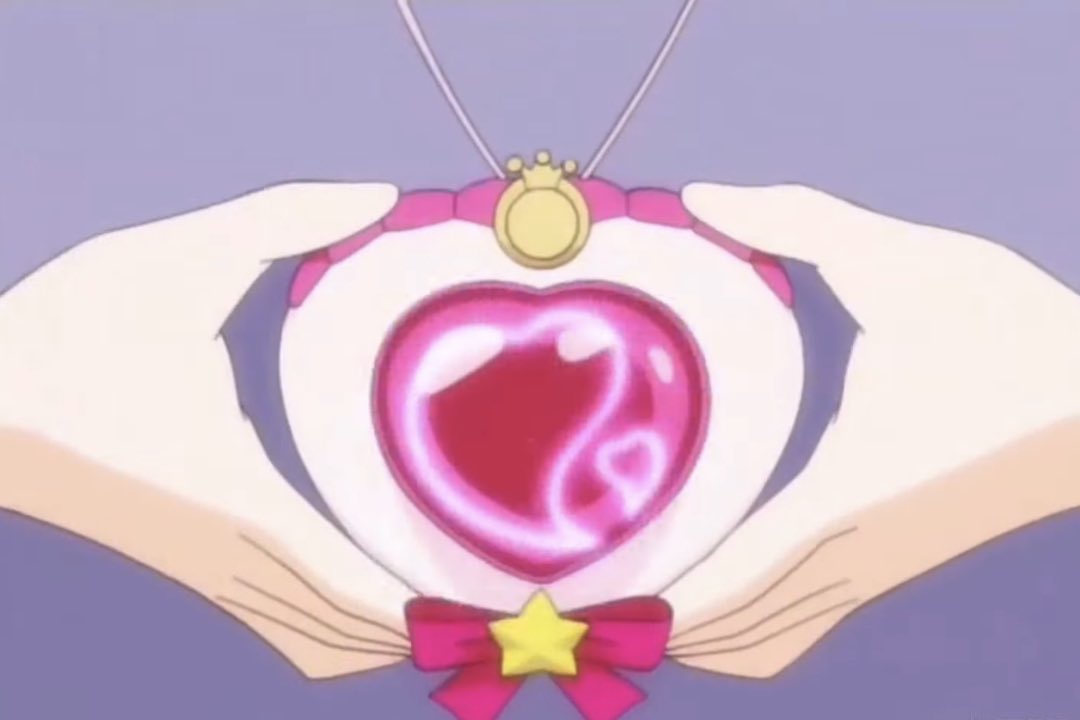 사실 별나라 요정 코미 완구도 내주길 ........ 진심으로 바라고 있음 팬던트랑 요술봉 지금 봐도 미쳤네예 싶을 정도로 예쁜데 최근에 블레 말고...