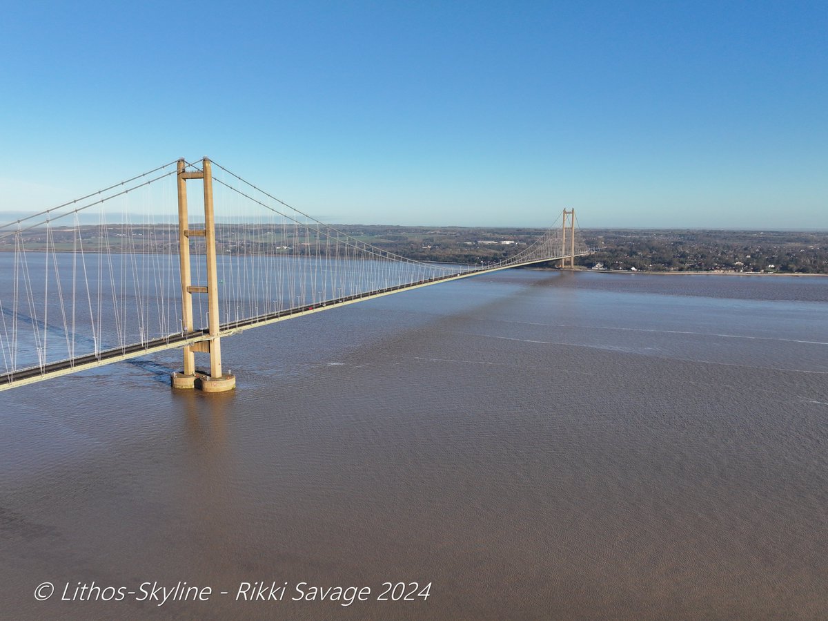 lithos_Skyline's tweet photo. A few days ago I had the pleasure of visiting the #humberbridge, #hull, #uk.

Please feel free to like, comment or RT. PS don't forget to give me a follow! 

#Drone #dronepilot #aerialphotography #landscapephotography #photography #bridges #YORKSHIRE #lincolnshire https://t.co/ER4trAetKq