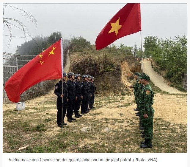 The collaboration on border security with #Vietnam contrasts sharply with China's aggressive posturing in #GulfOfTonkin.

China's foreign policy is inconsistent & made only to cater to the needs of the CCP.
@AndrewSErickson