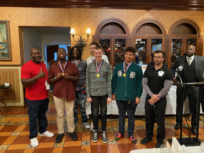 March Madness banquet in the books! Our students had a great time. Thank you Kaleena McQueen and <a href="/RichardGonzmart/">Richard Gonzmart</a> for putting together this amazing event. <a href="/VanAyresHCPS/">Van Ayres</a>