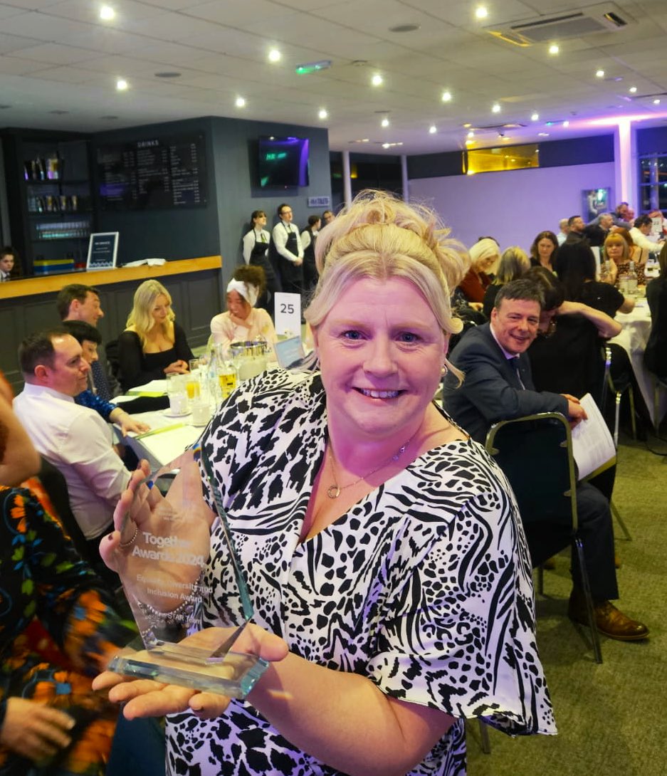 B E C K Y 💙 tweet media