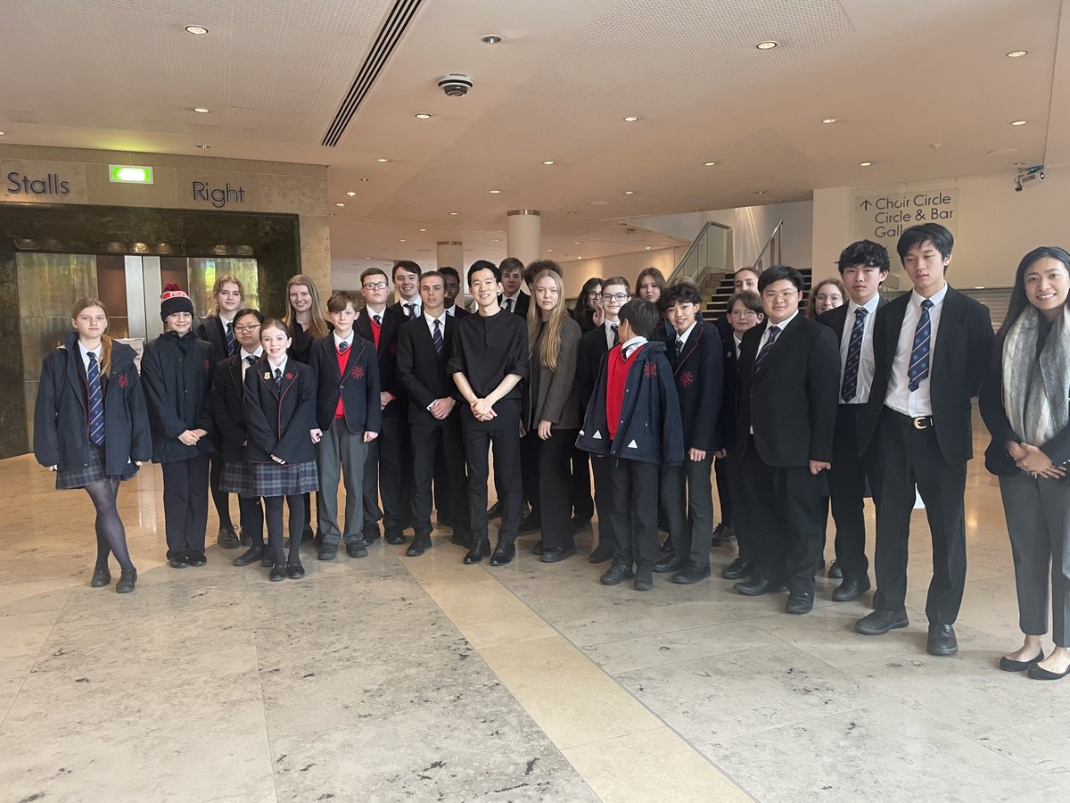 Our music students had the pleasure this week of watching Mr Victor Lim, Rossall's Head of Keyboard Studies, in concert at @BridgewaterHall in Manchester. This was a inspiring opportunity for the students and was thoroughly enjoyed by all. 🎹