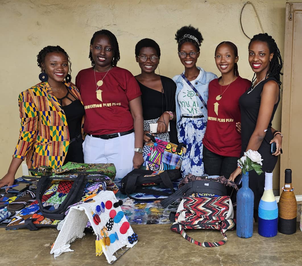 franceauburundi's tweet photo. Clôture des activités du dispositif "Initiatives solidaires et durables" financé par @franceauburundi, au Centre jeune #Kamenge. 7 OSC porteuses de projets sportifs, écologique et culturels ont eu l'occasion de partager leurs expériences.
#InitiativesSolidairesDurablesBurundi https://t.co/6Xnu2VBeYN