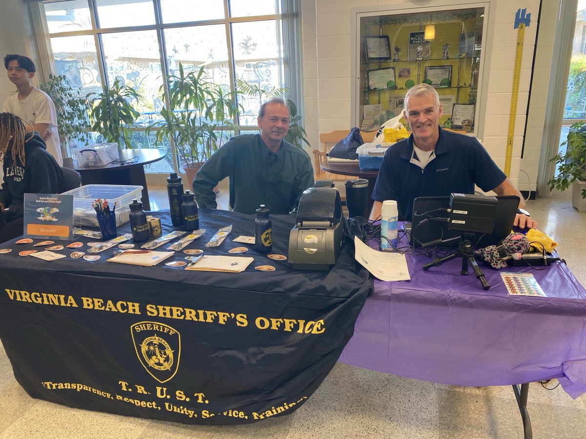 marie t. culver (@marietculver) on Twitter photo Thank YOU <a href="/VBSO/">VB Sheriff's Office</a> for supporting STEAM and safety for our community <a href="/vbschools/">VBSchools</a> <a href="/SeatackDream/">Seatack Elementary AADA</a> <a href="/mrchrisstover/">Christopher Stover, M.Ed</a> Thank YOU <a href="/VBSO/">VB Sheriff's Office</a> for supporting STEAM and safety for our community <a href="/vbschools/">VBSchools</a> <a href="/SeatackDream/">Seatack Elementary AADA</a> <a href="/mrchrisstover/">Christopher Stover, M.Ed</a>
